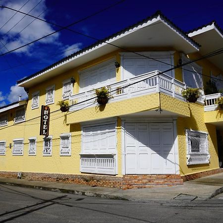Casa Hotel Las Orquideas Сиркасия Экстерьер фото