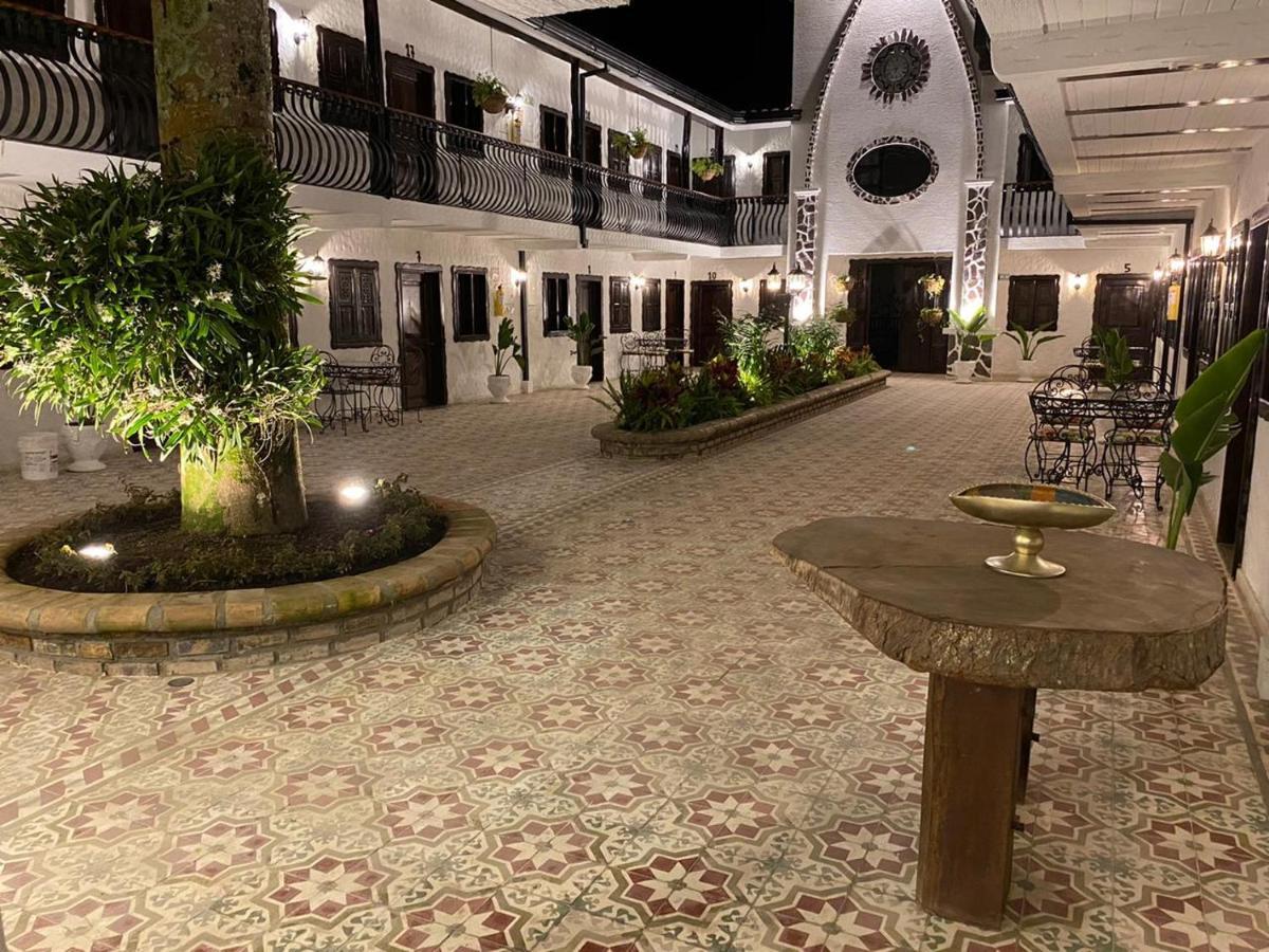 Casa Hotel Las Orquideas Сиркасия Экстерьер фото