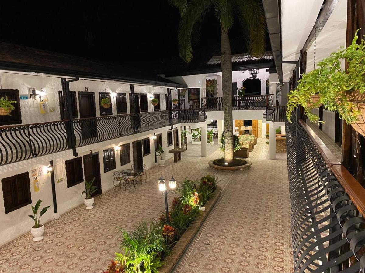 Casa Hotel Las Orquideas Сиркасия Экстерьер фото