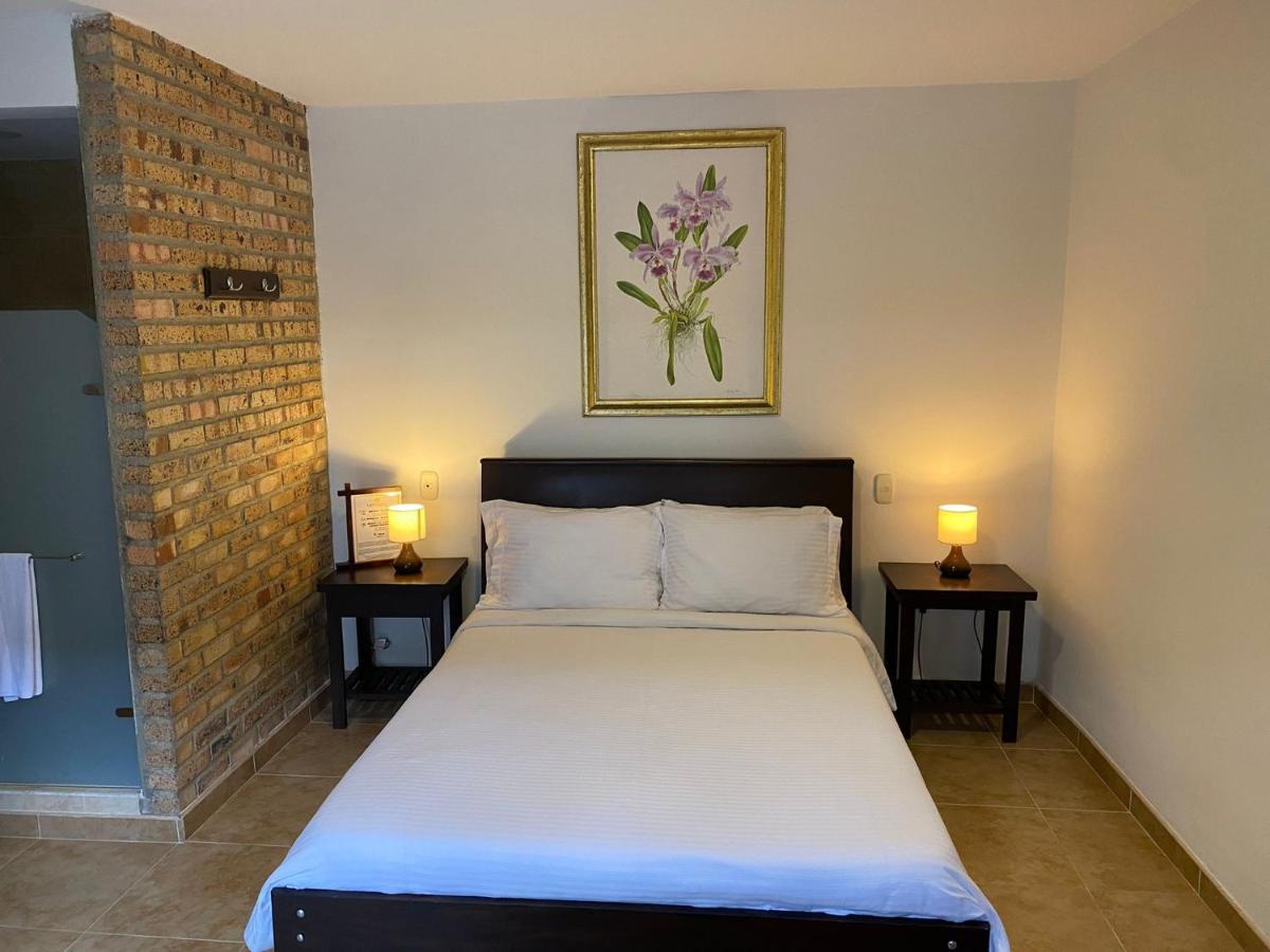 Casa Hotel Las Orquideas Сиркасия Экстерьер фото