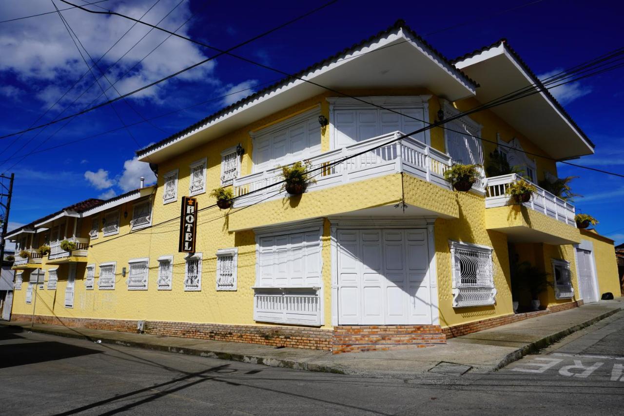 Casa Hotel Las Orquideas Сиркасия Экстерьер фото